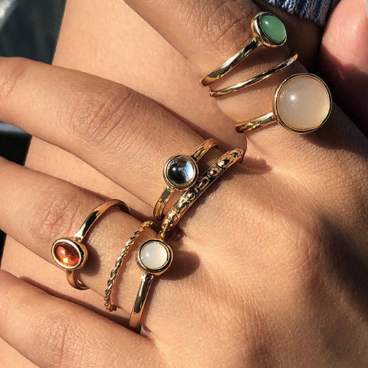 Statement Rings Trends: Let Your Hands Do the Talking