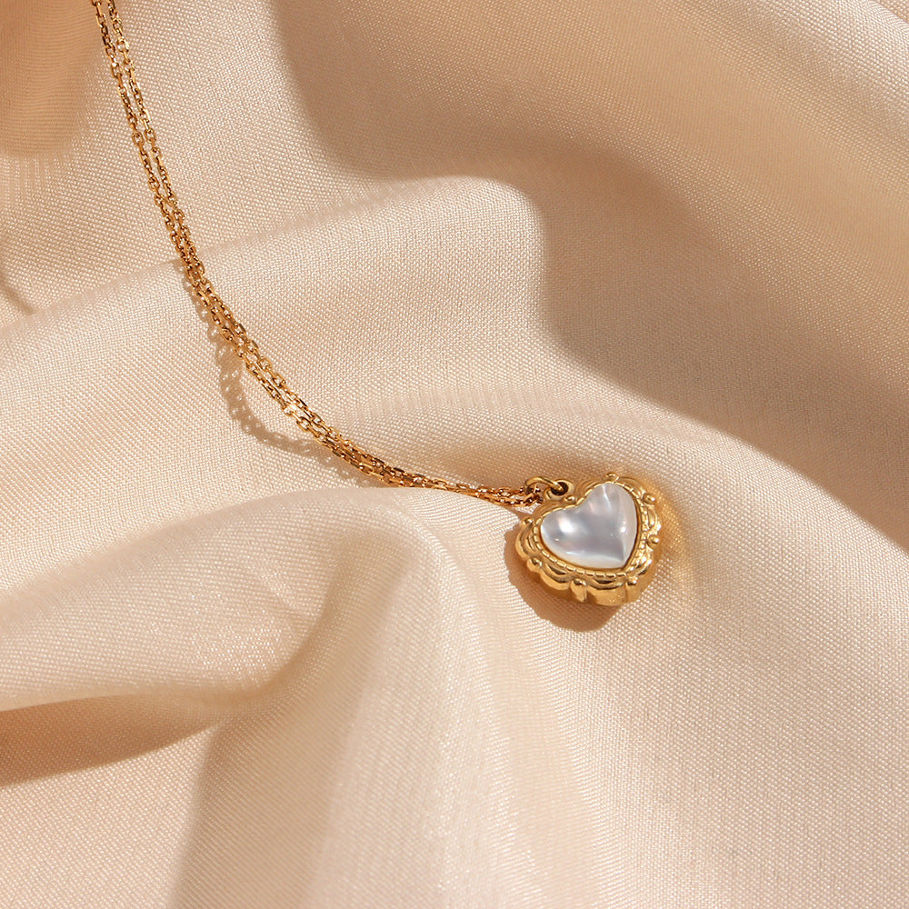 Anto Heart Necklace - Vintage Romance, Modern Glow - 27 Trendstore